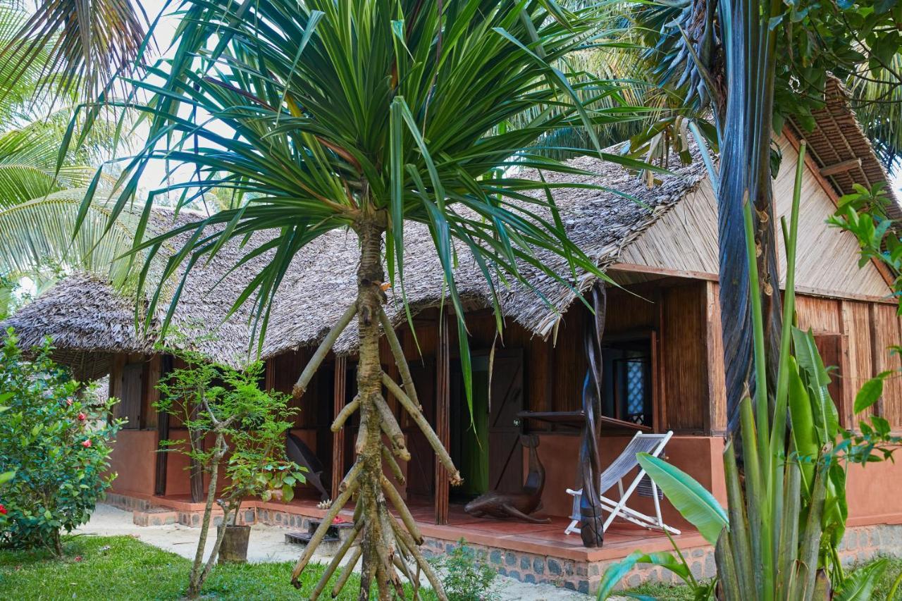 Analatsara Eco Lodge Ile aux Nattes Екстериор снимка